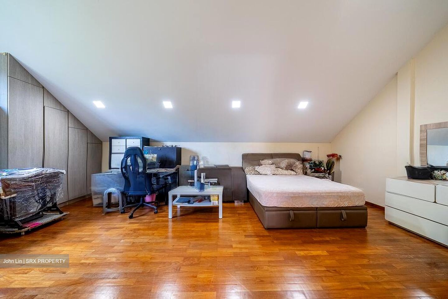 Thomson Hills (D20), Terrace #504556361